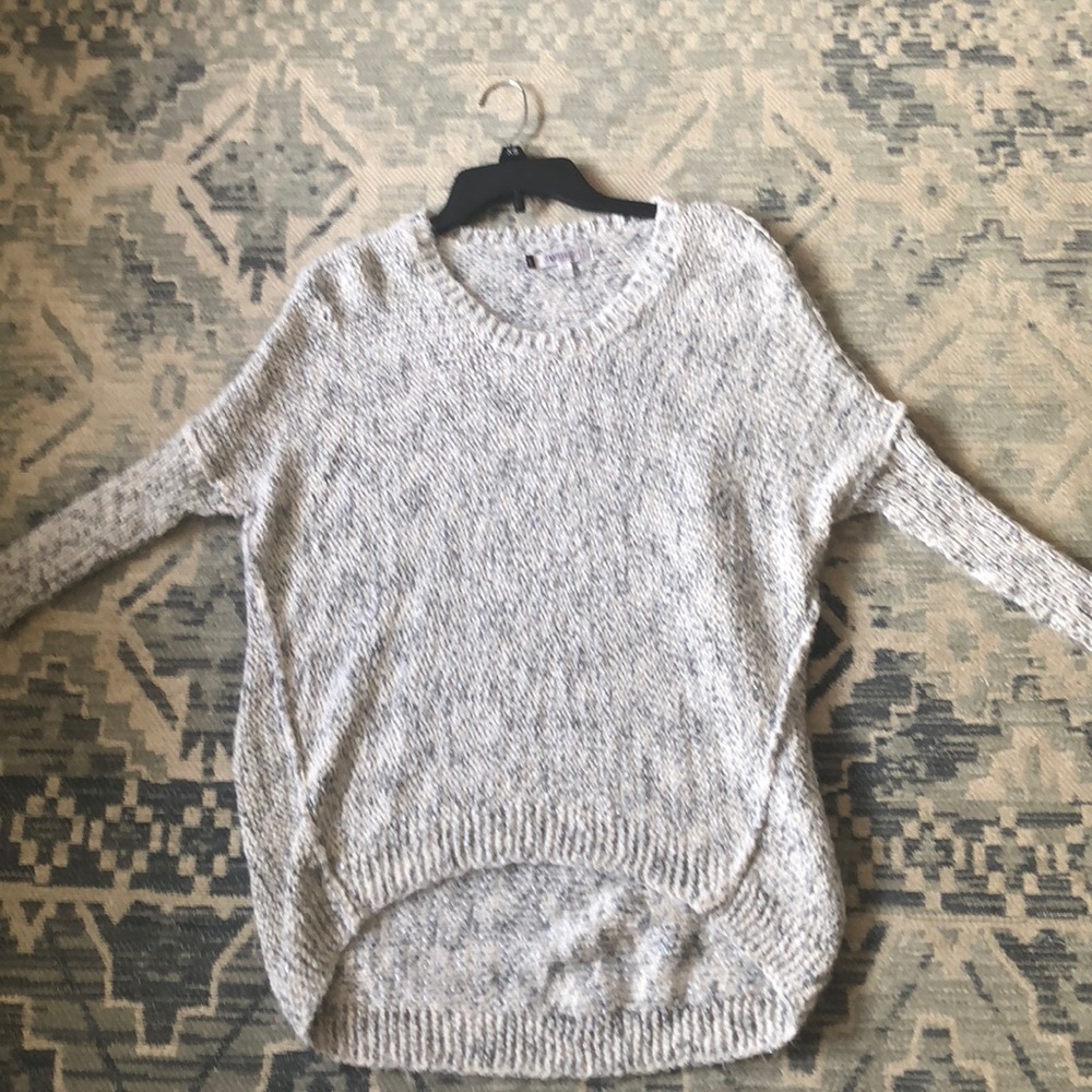 Jennifer Lopez dolman style sweater